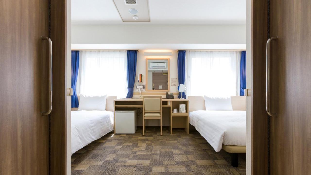 Toyoko Inn Misato-Chuo Ekimae Misato  Exterior foto